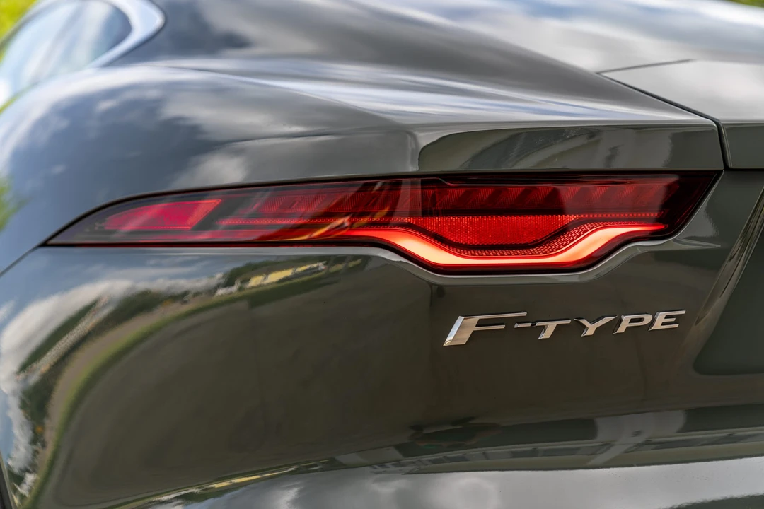 2021 Jaguar F-Type R 2nd Gen - Image 19 of 31