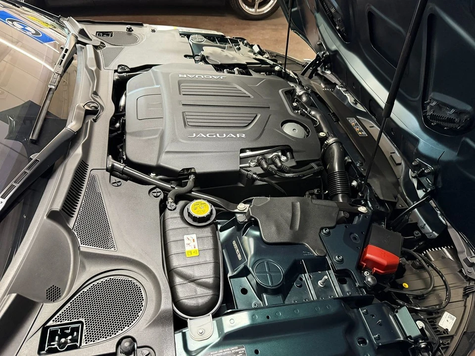 2021 Jaguar F-Type R 2nd Gen - Image 13 of 21