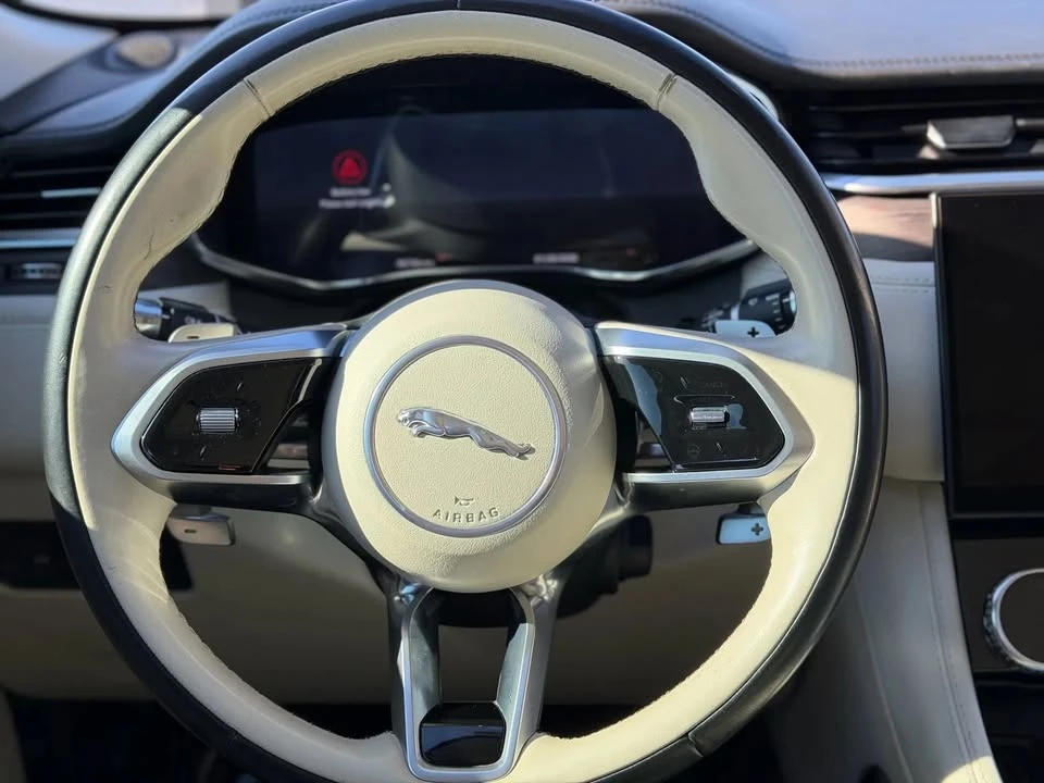 2021 Jaguar F-Pace - Image 14 of 20