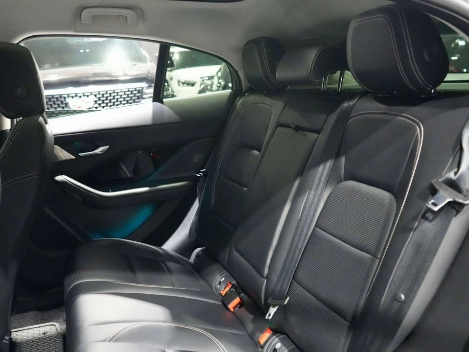 2021 Jaguar I-Pace - Image 13 of 20