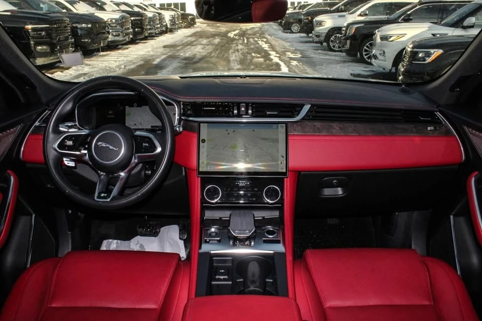 2021 Jaguar F-Pace - Image 17 of 19