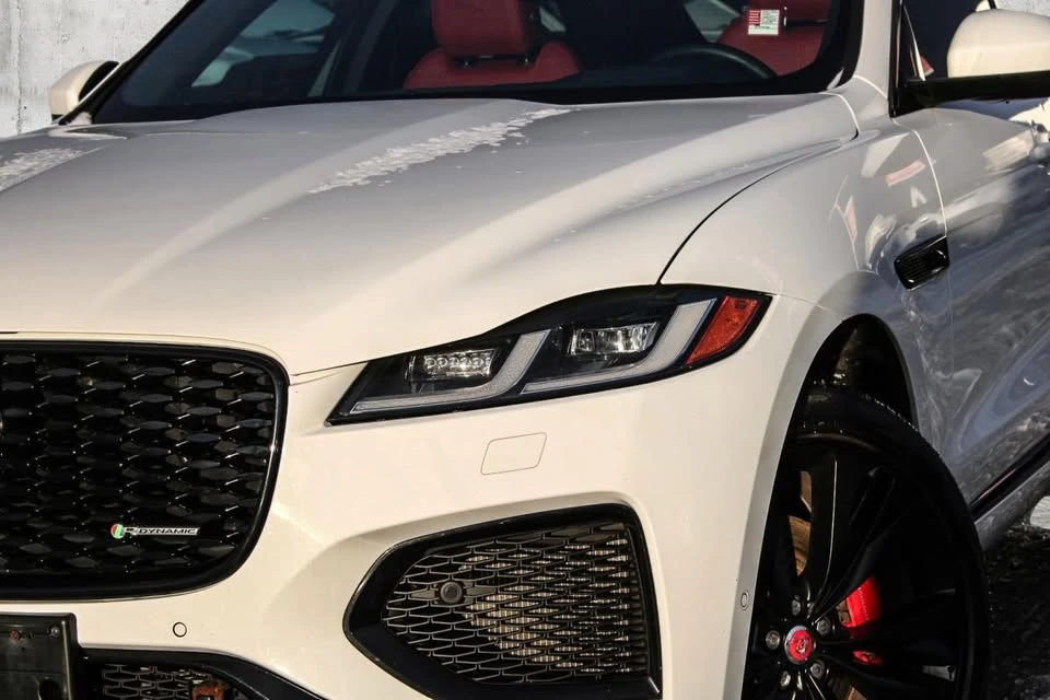 2021 Jaguar F-Pace - Image 6 of 19