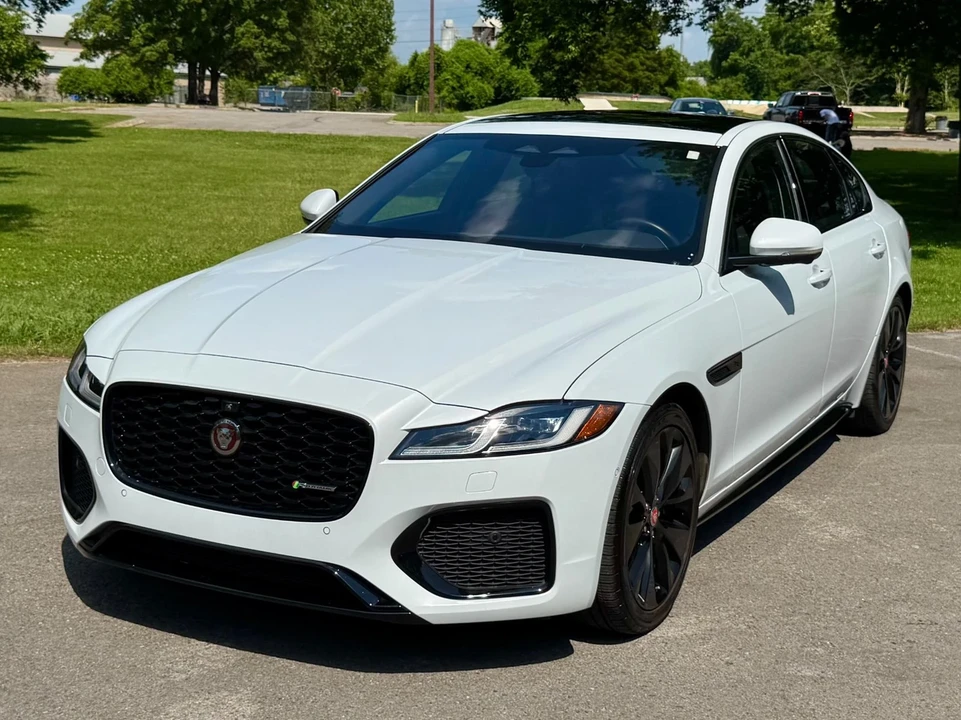 2021 Jaguar X260 XF - Image 2 of 21