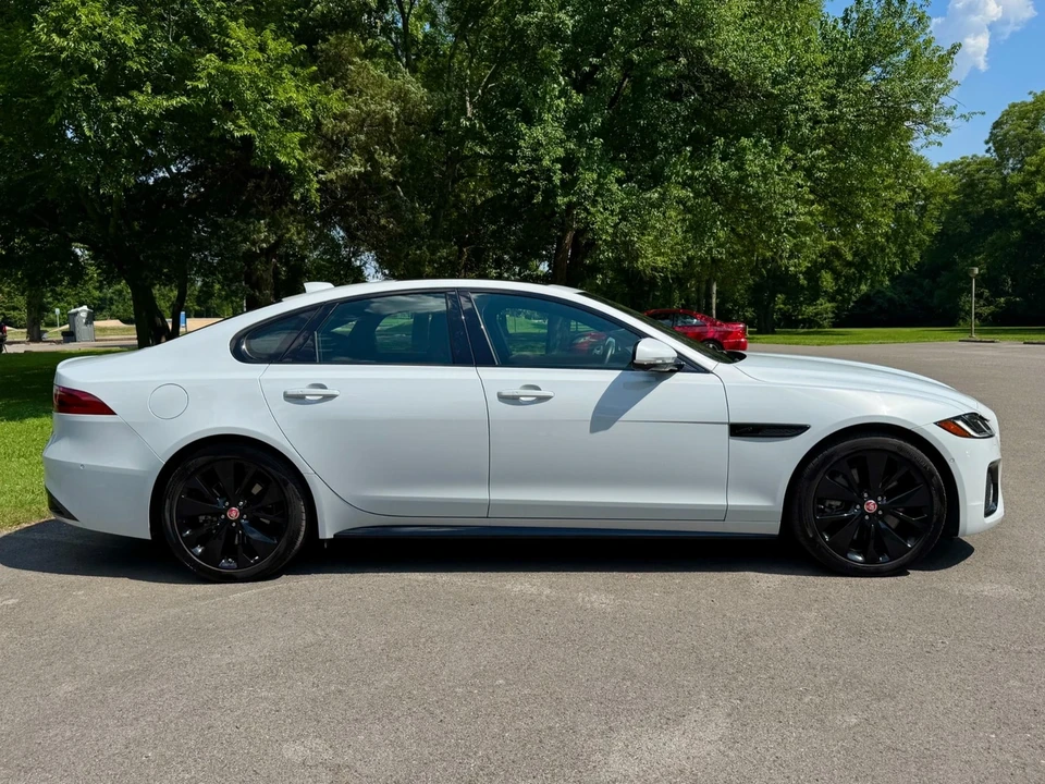 2021 Jaguar X260 XF - Image 7 of 21
