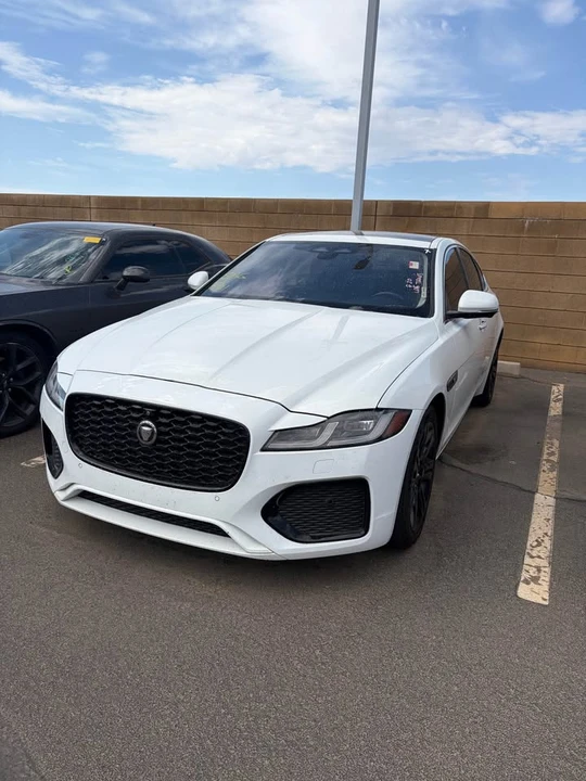 2021 Jaguar X260 XF - Image 3 of 8
