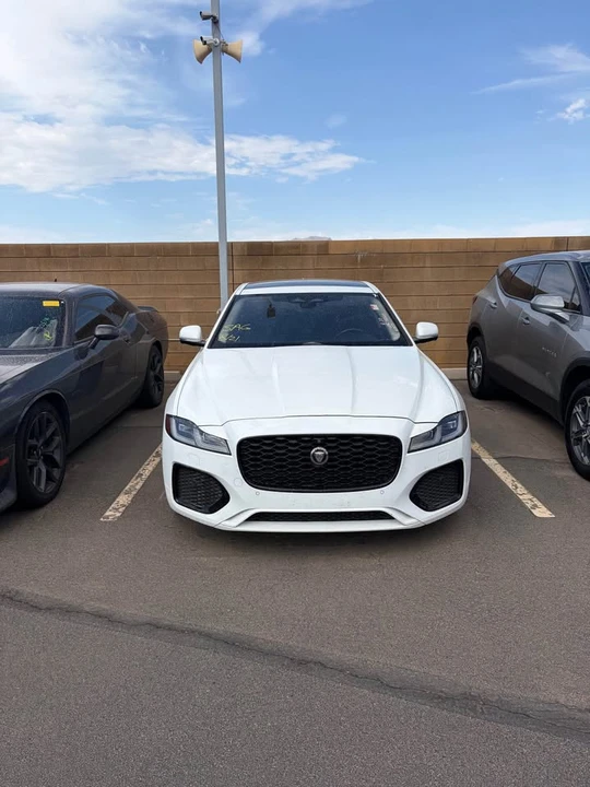 2021 Jaguar X260 XF - Image 2 of 8