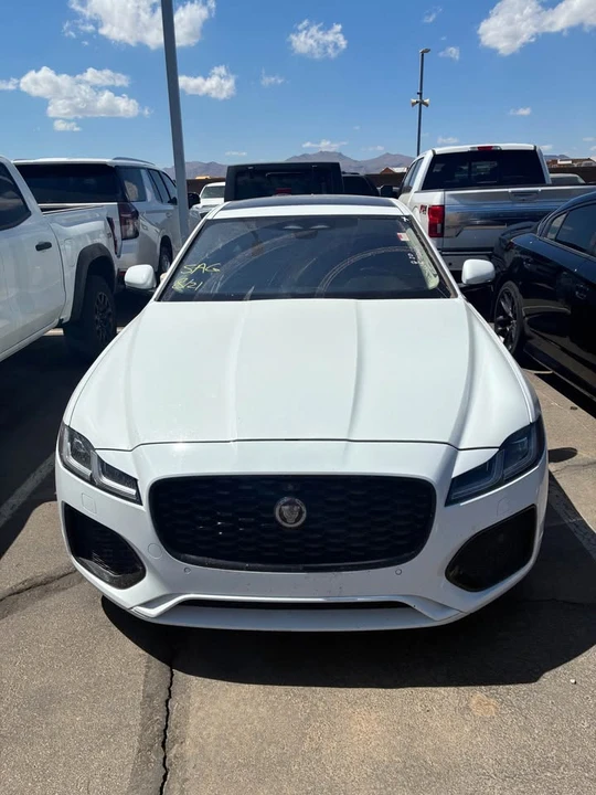 2021 Jaguar X260 XF - Image 3 of 8