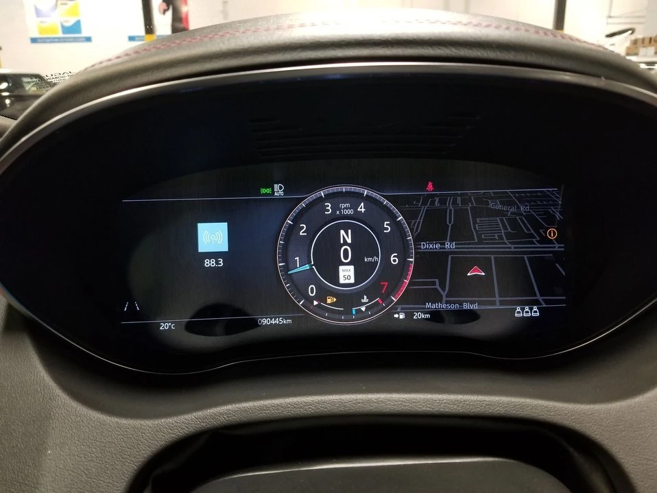 2021 Jaguar E-Pace - Image 16 of 20