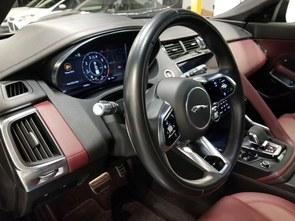 2021 Jaguar E-Pace - Image 12 of 20