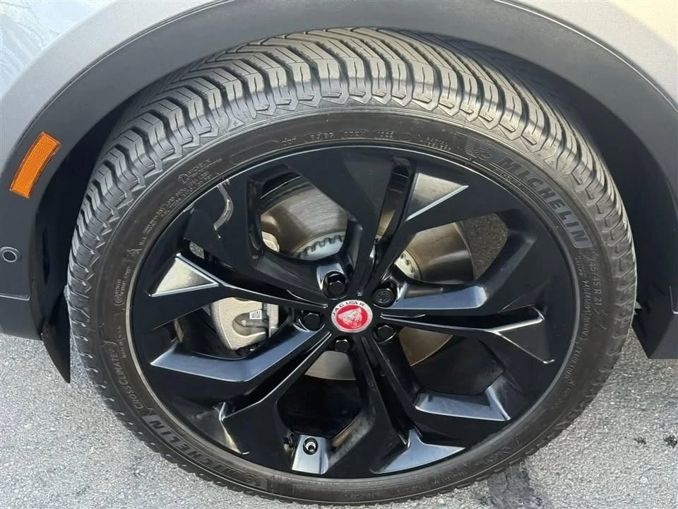 2021 Jaguar E-Pace - Image 16 of 20
