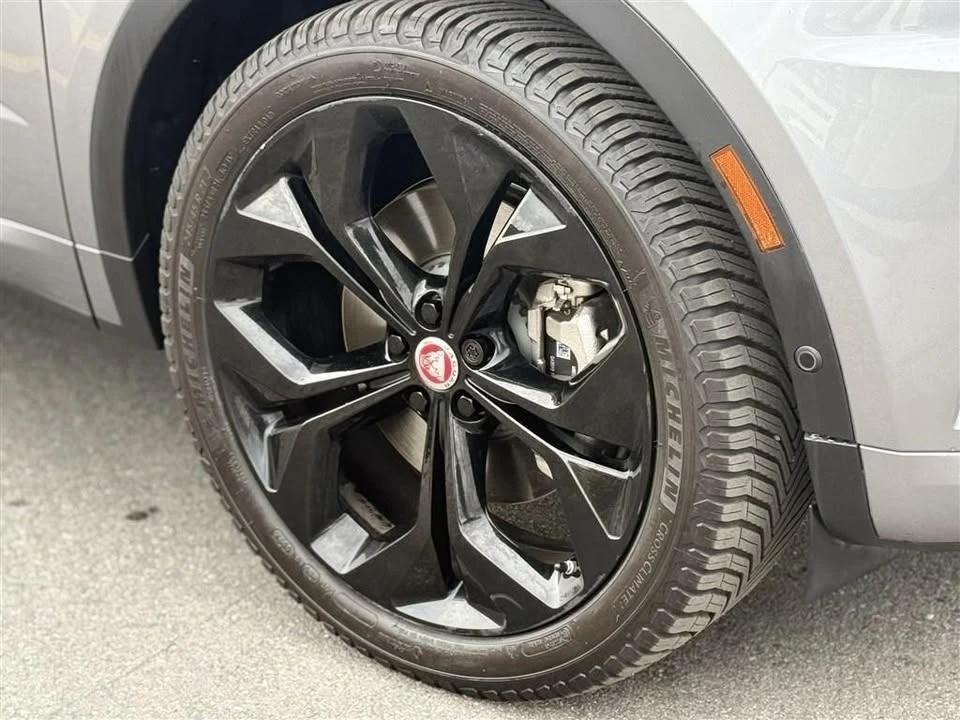 2021 Jaguar E-Pace - Image 15 of 20
