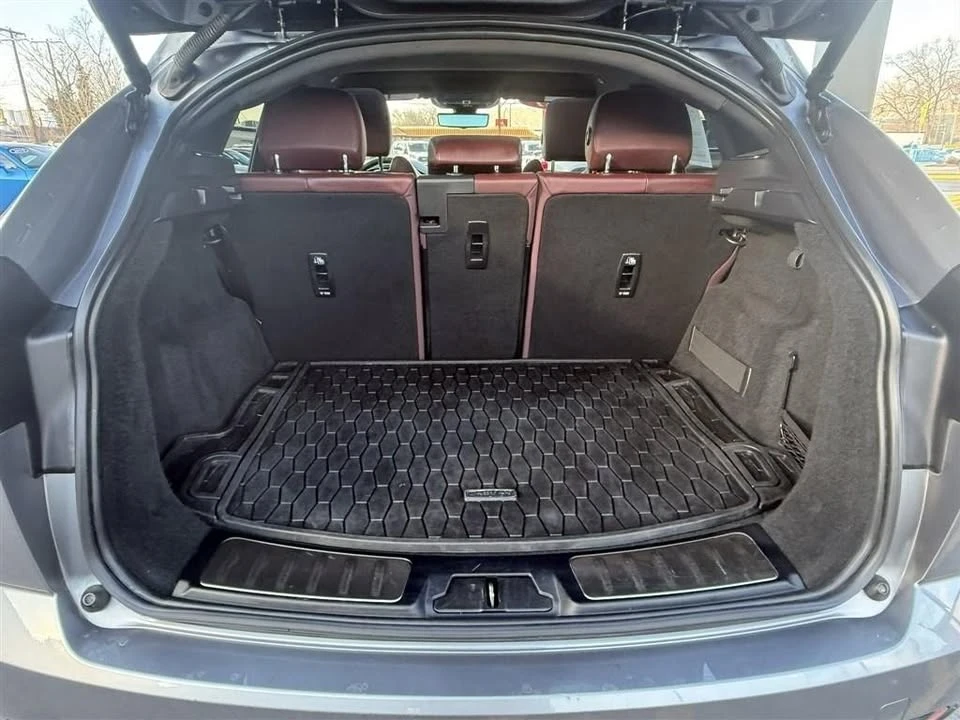 2021 Jaguar E-Pace - Image 17 of 20