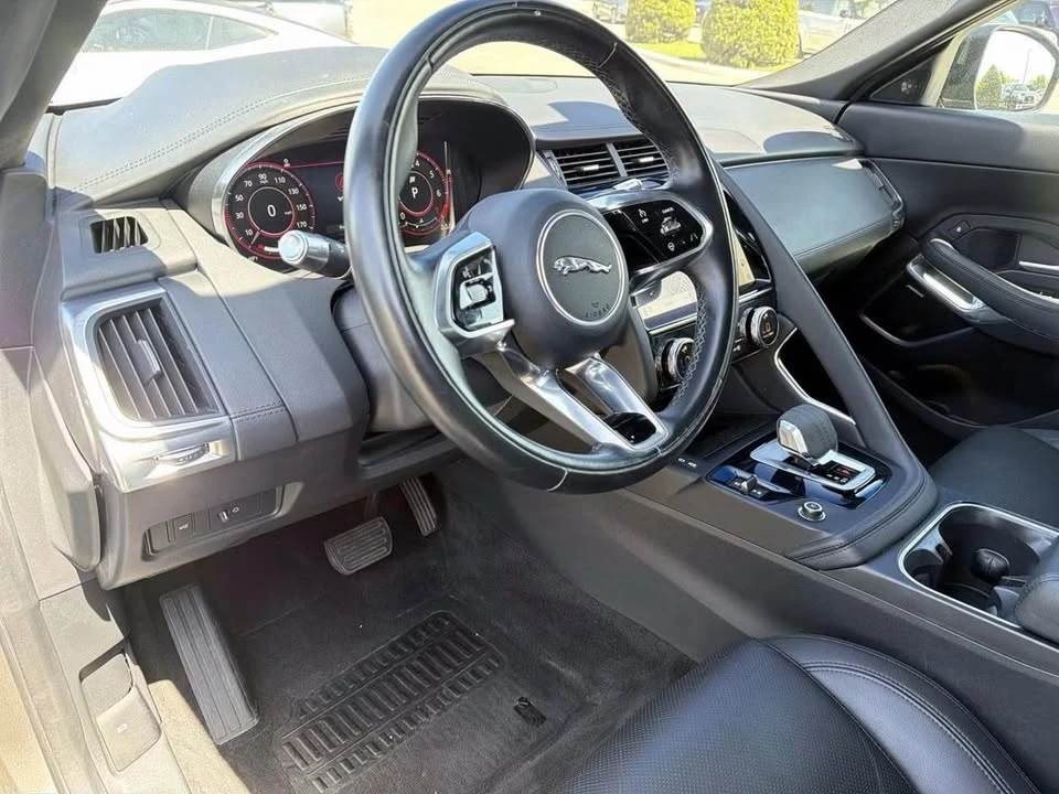 2021 Jaguar E-Pace - Image 10 of 12
