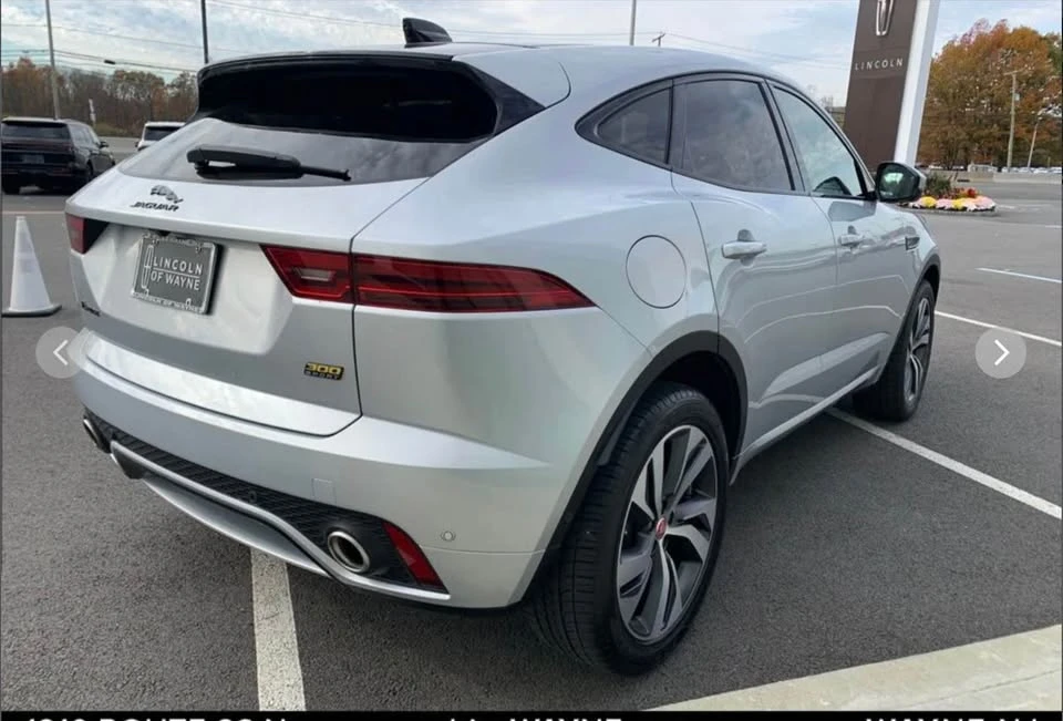 2021 Jaguar E-Pace - Image 4 of 11