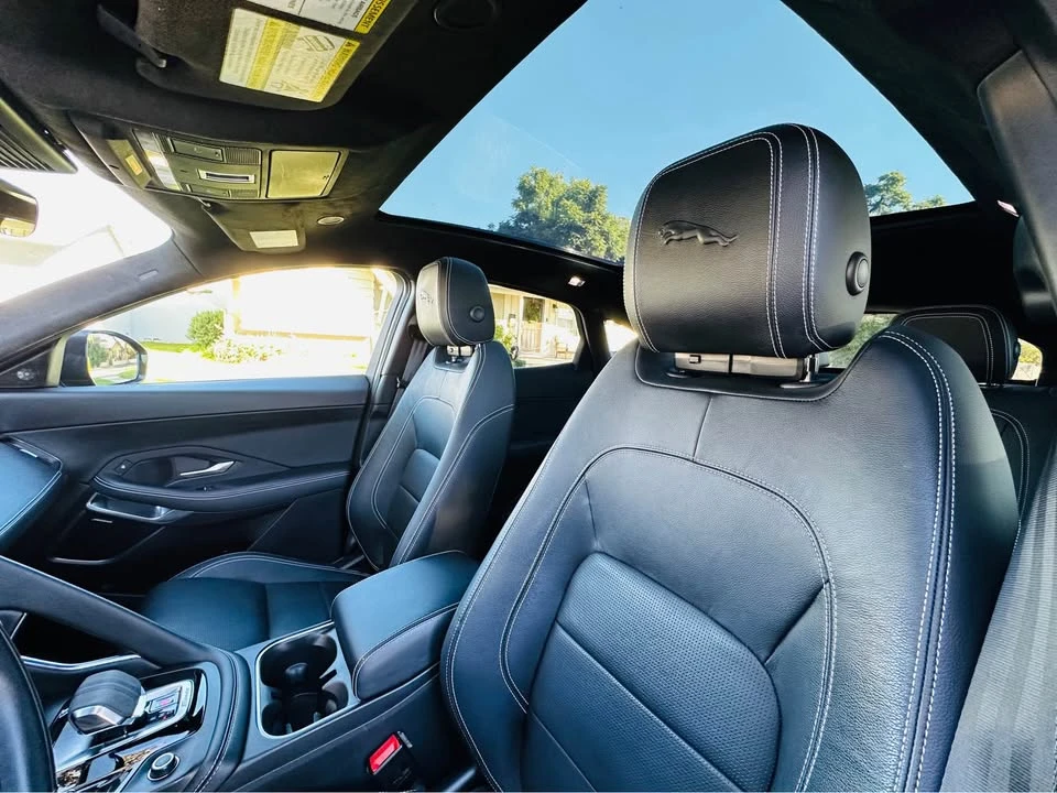 2021 Jaguar E-Pace - Image 15 of 18