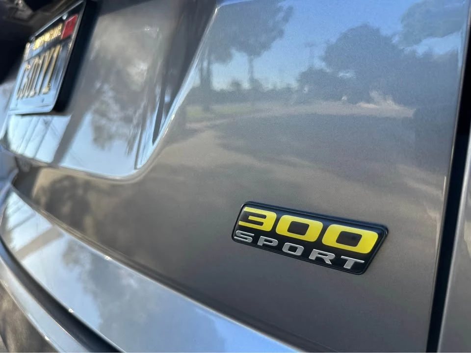 2021 Jaguar E-Pace - Image 7 of 18