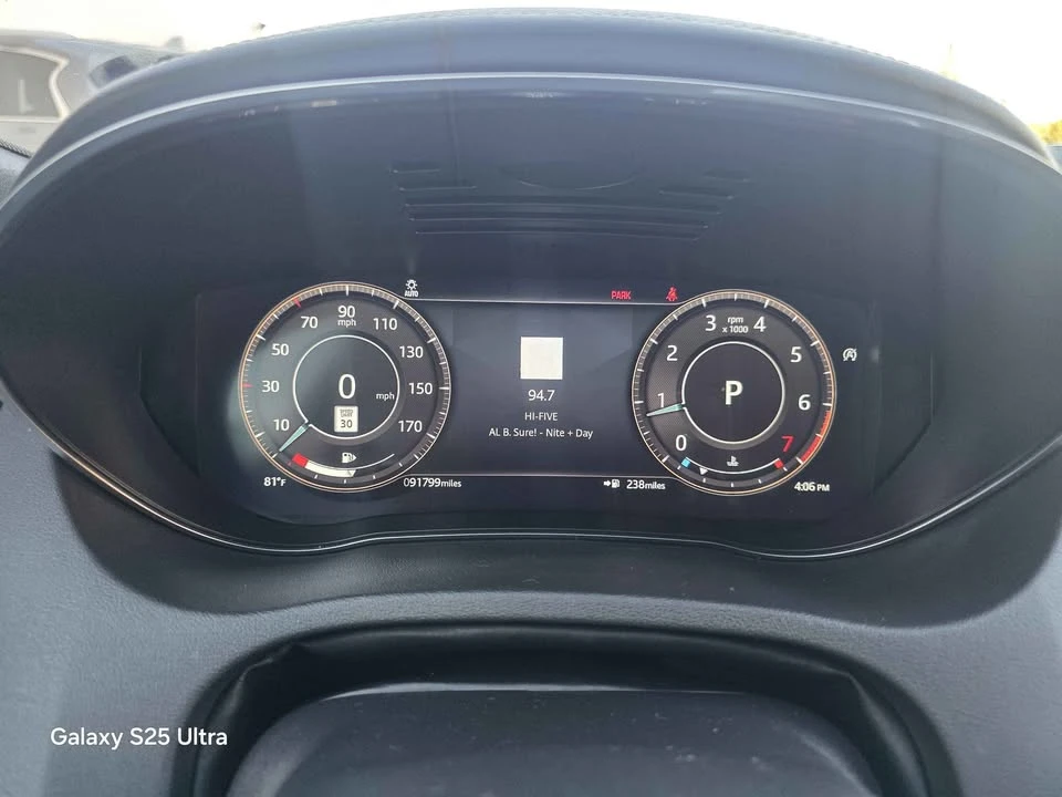 2021 Jaguar E-Pace - Image 8 of 20