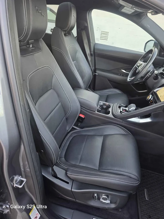 2021 Jaguar E-Pace - Image 19 of 20