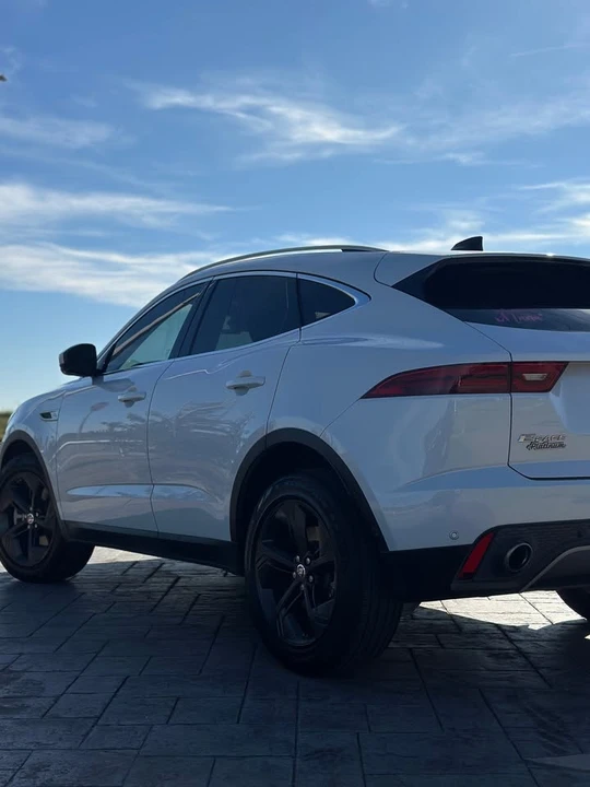 2021 Jaguar E-Pace - Image 3 of 12