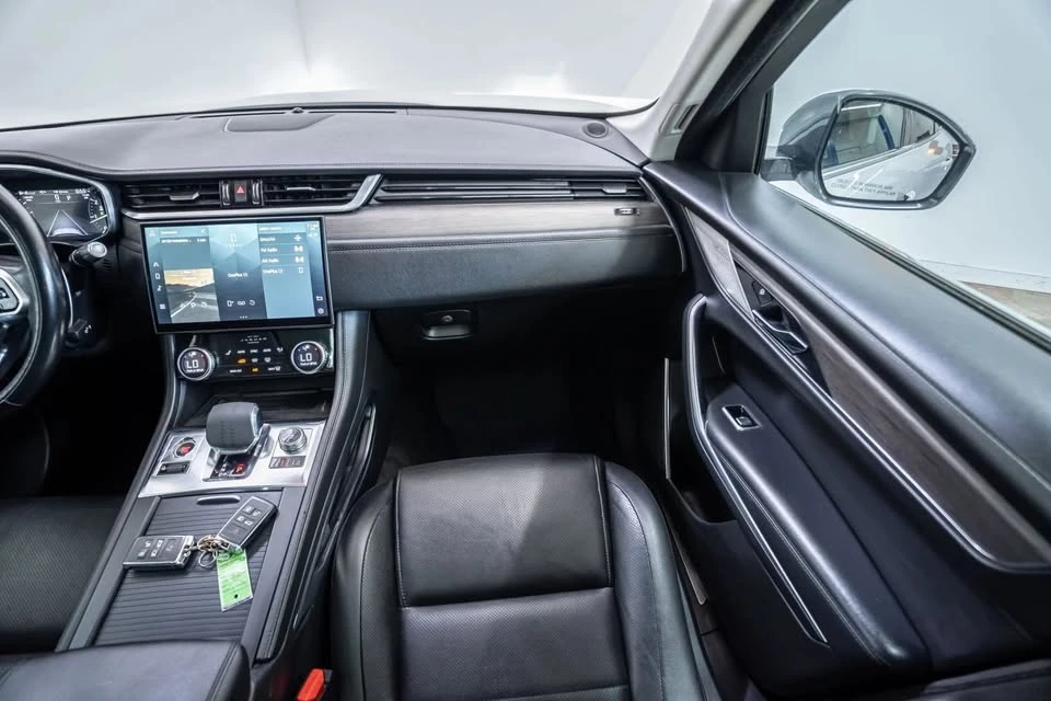 2021 Jaguar F-Pace - Image 13 of 20