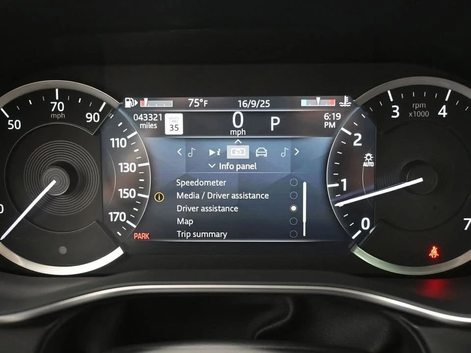 2021 Jaguar F-Pace - Image 12 of 20
