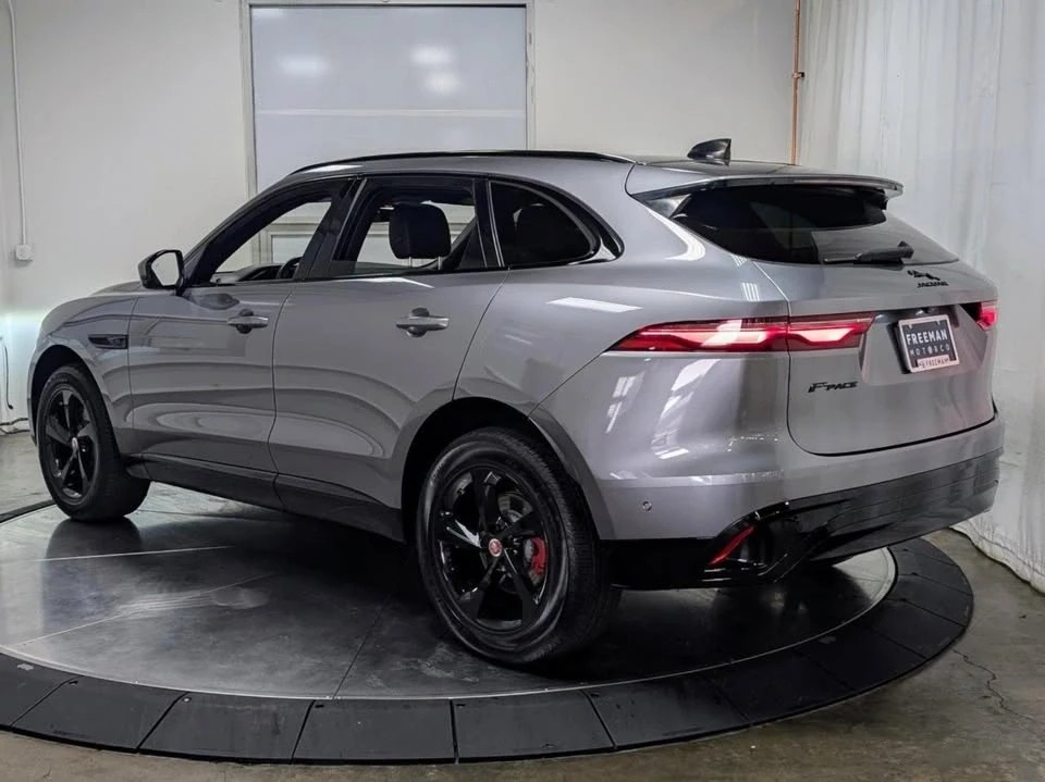 2021 Jaguar F-Pace - Image 5 of 19