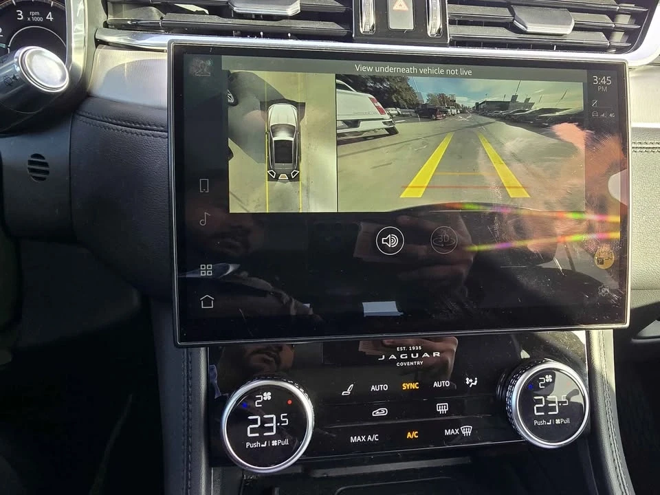 2021 Jaguar F-Pace - Image 8 of 14