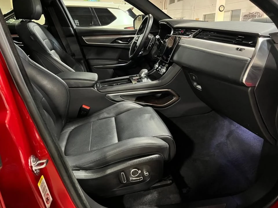 2021 Jaguar F-Pace - Image 11 of 18