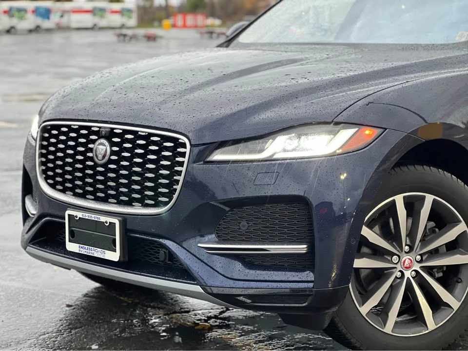 2021 Jaguar F-Pace - Image 2 of 8