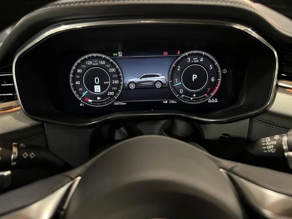 2021 Jaguar F-Pace - Image 17 of 18