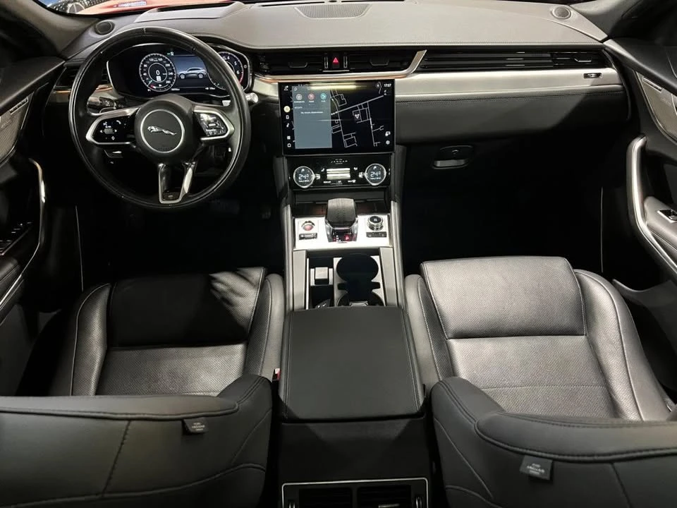 2021 Jaguar F-Pace - Image 8 of 18