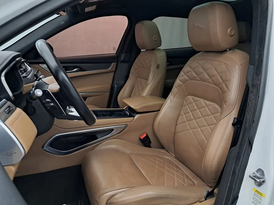 2021 Jaguar F-Pace - Image 8 of 20
