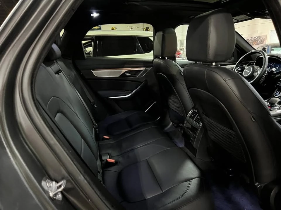 2021 Jaguar F-Pace - Image 10 of 18