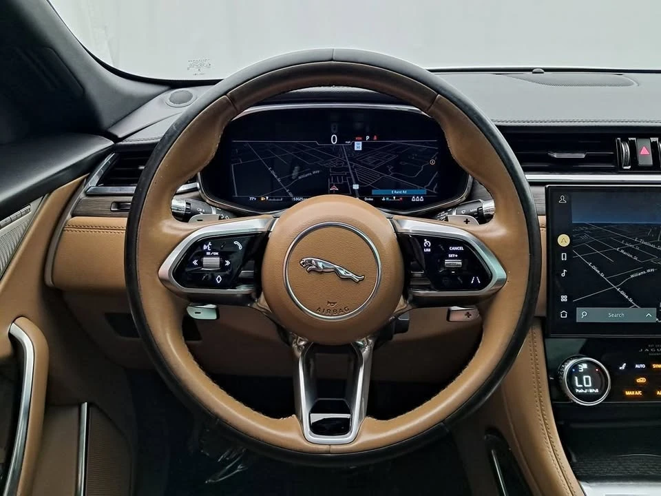 2021 Jaguar F-Pace - Image 9 of 20