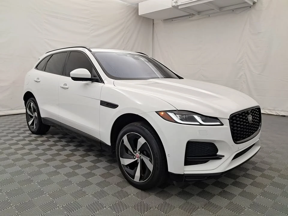 2021 Jaguar F-Pace - Image 2 of 20