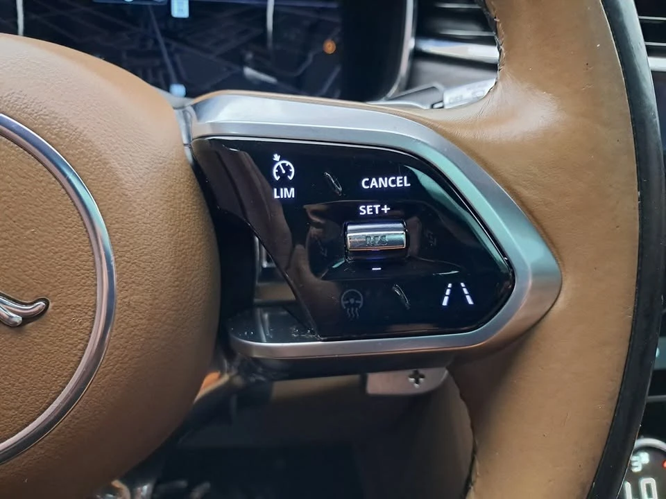 2021 Jaguar F-Pace - Image 10 of 20