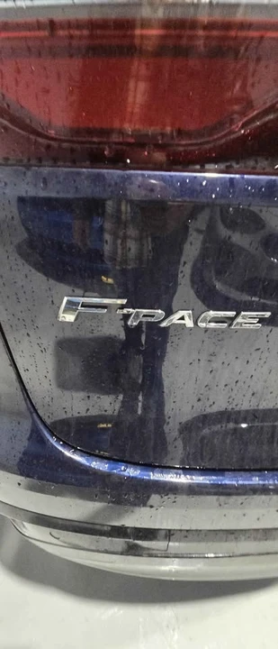 2021 Jaguar F-Pace - Image 10 of 10