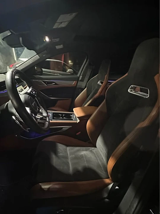 2021 Jaguar F-Pace - Image 8 of 14