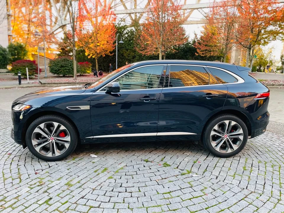 2021 Jaguar F-Pace - Image 2 of 6