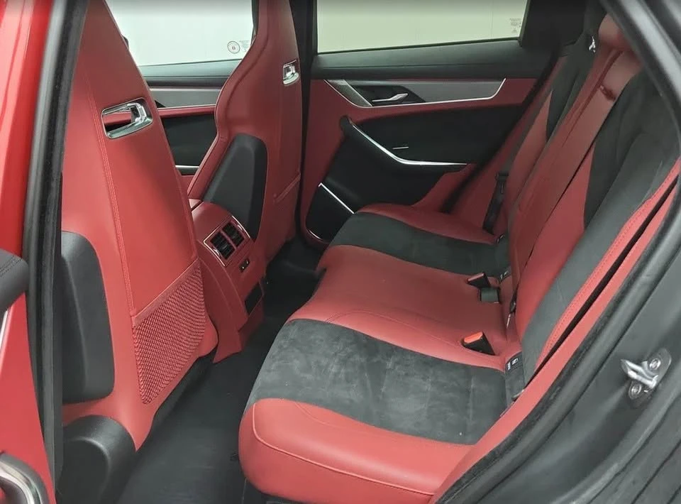2021 Jaguar F-Pace - Image 4 of 7