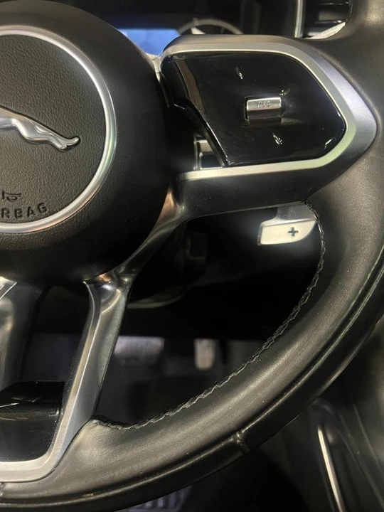 2021 Jaguar F-Pace - Image 14 of 17