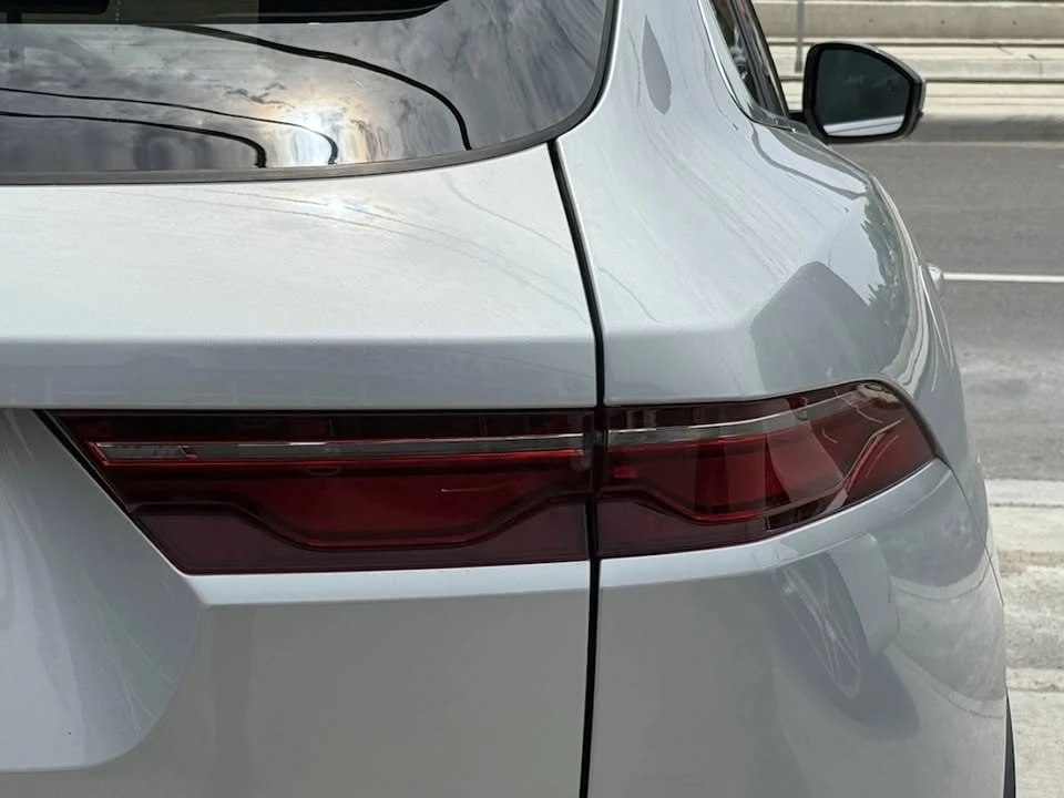 2021 Jaguar F-Pace - Image 14 of 20