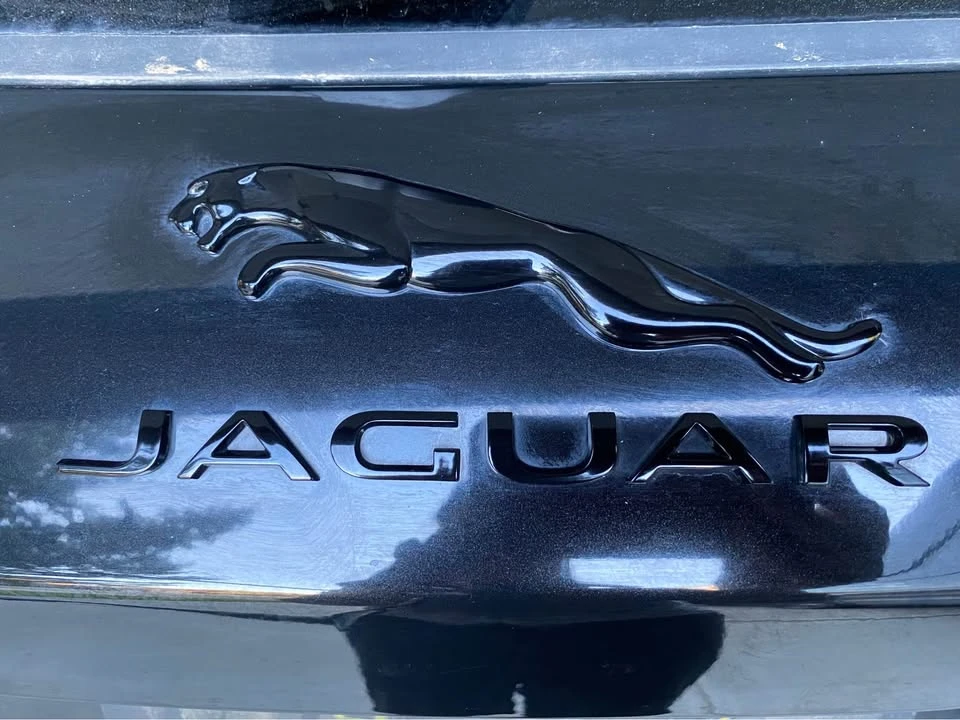 2021 Jaguar F-Pace - Image 5 of 5