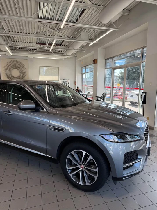 2021 Jaguar F-Pace - Image 2 of 14