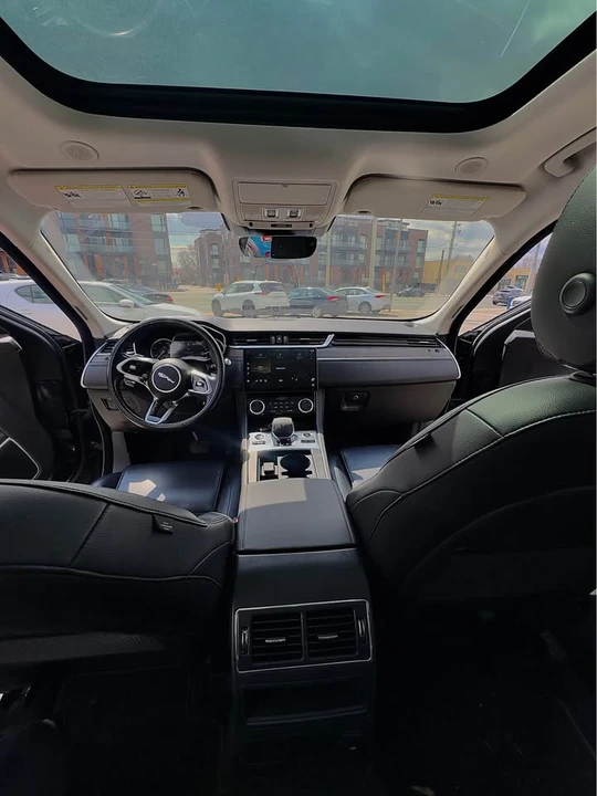 2021 Jaguar F-Pace - Image 7 of 9