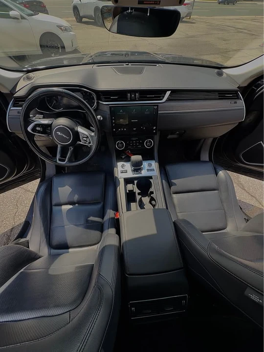 2021 Jaguar F-Pace - Image 6 of 9