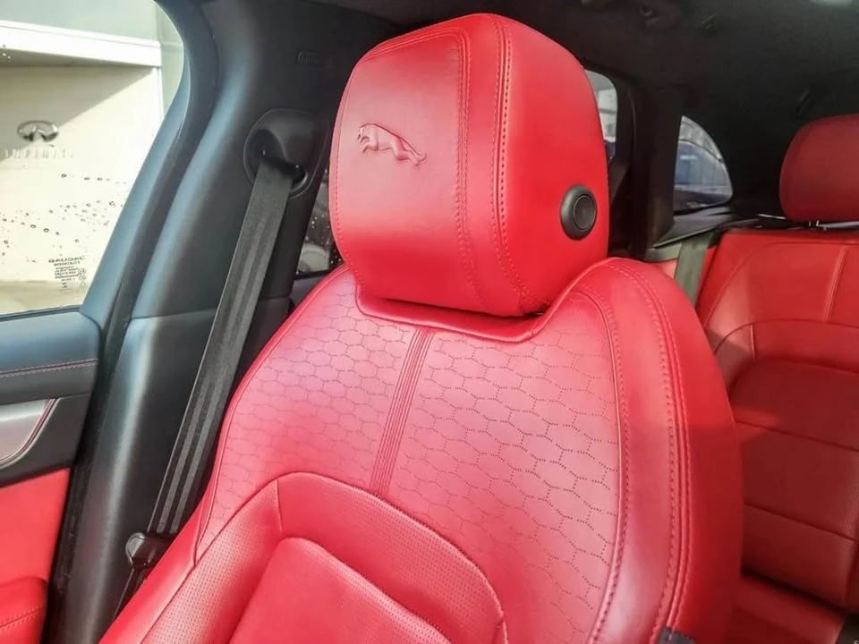 2021 Jaguar F-Pace - Image 14 of 17