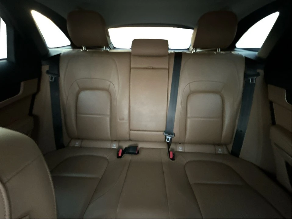 2021 Jaguar F-Pace - Image 15 of 20