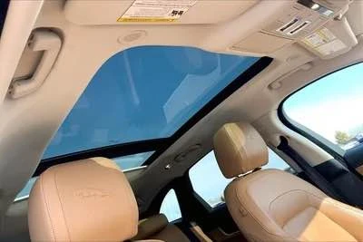 2021 Jaguar F-Pace - Image 11 of 12