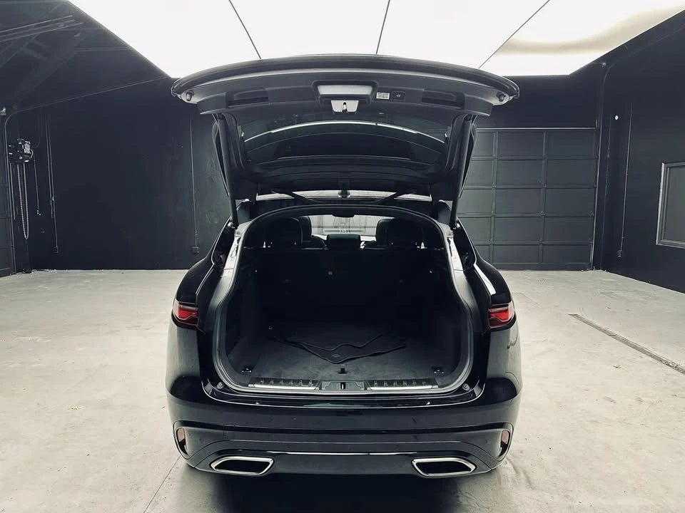 2021 Jaguar F-Pace - Image 17 of 18